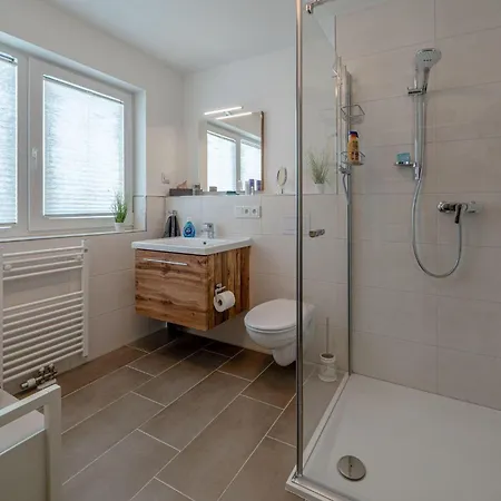 Schleivilla-hafenblick-by-seeblick-ferien-oro-sauna-direkte-wasserlage *