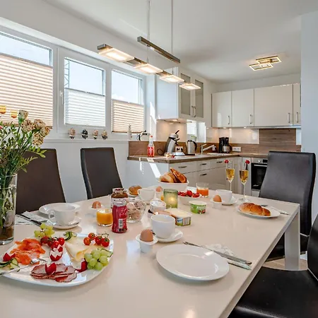 Schleivilla-hafenblick-by-seeblick-ferien-oro-sauna-direkte-wasserlage Vila Olpenitz